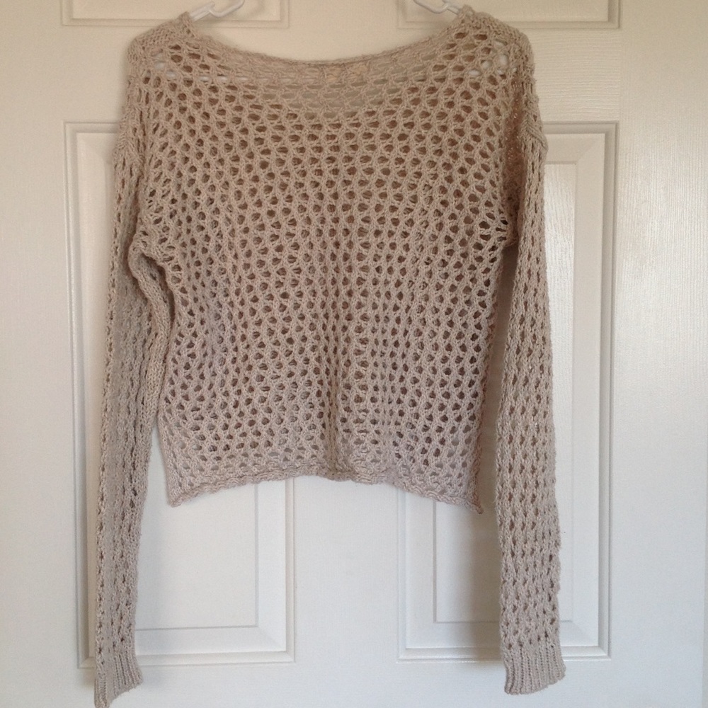 Hollister cropped knit sweater